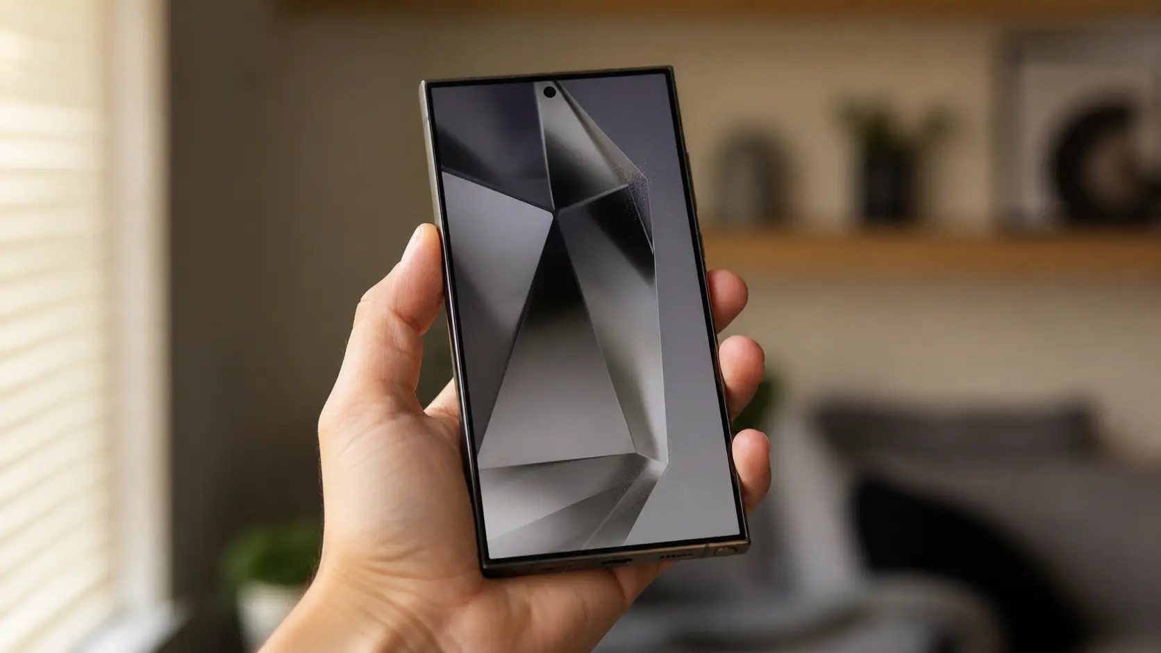 Koji Samsung telefon kupiti — Galaxy S24, S24 Plus i S24 Ultra uporedo
